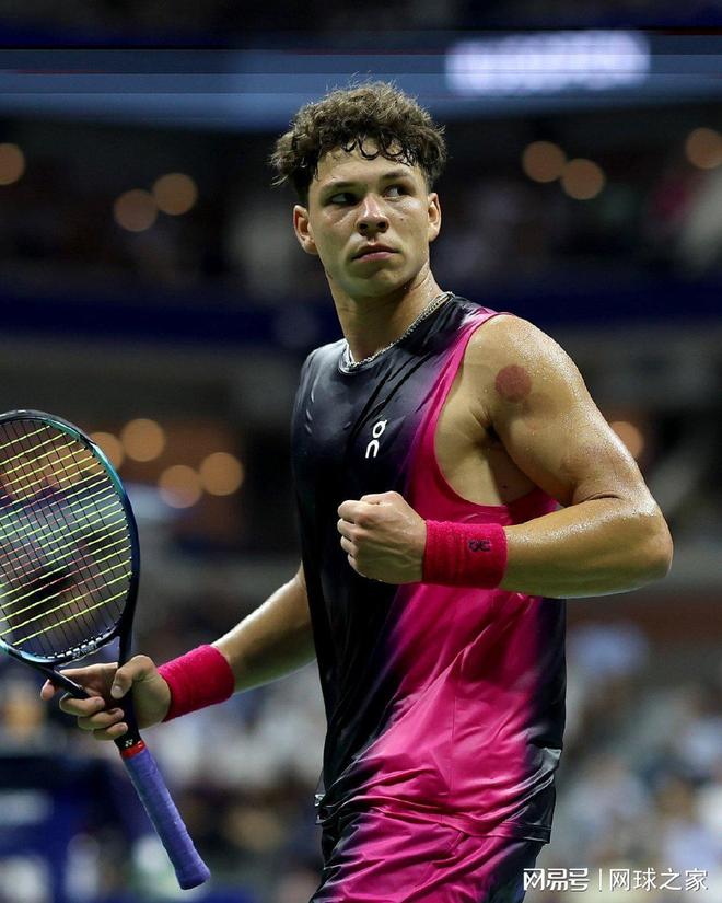 相比之下 相比之下