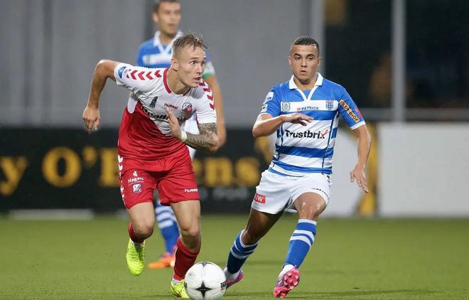 他不仅多次 他不仅多次